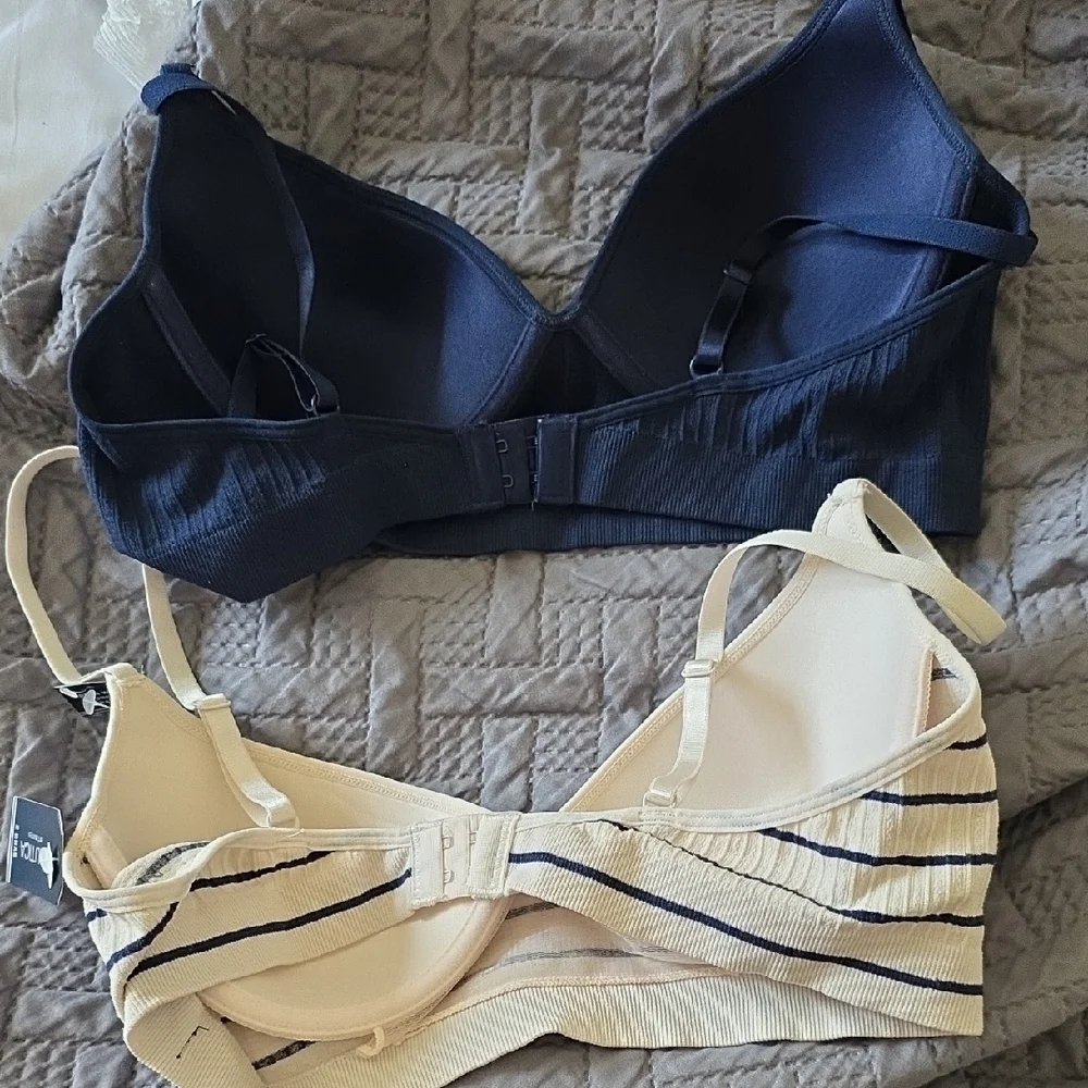 2 Pack Nautica Striped Cream & Navy Wireless Bralette Duo - Picture 3 of 4
